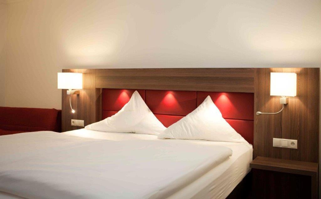 Hotel Am Erzengel Bocholt Bagian luar foto